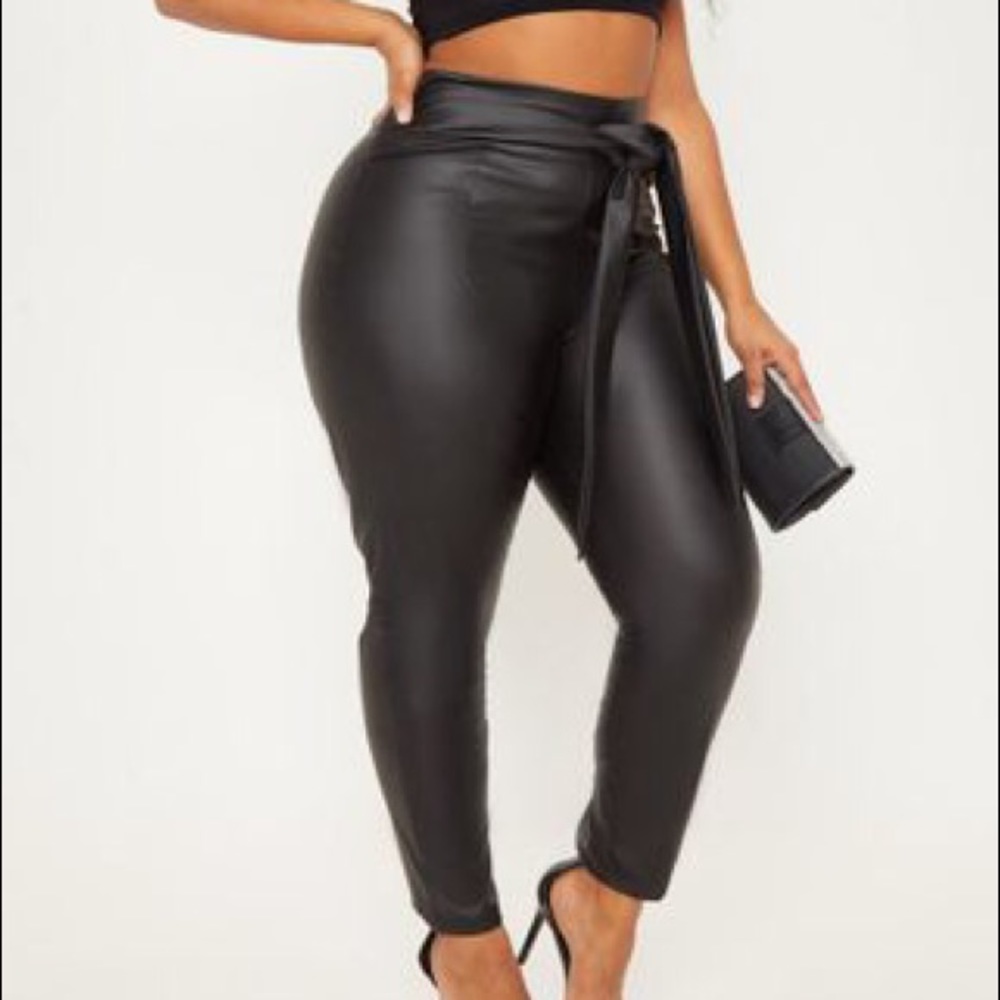 Pretty little thing -Faux Leather Belt Pants